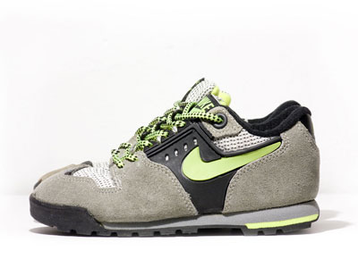 nike son of lava dome kids