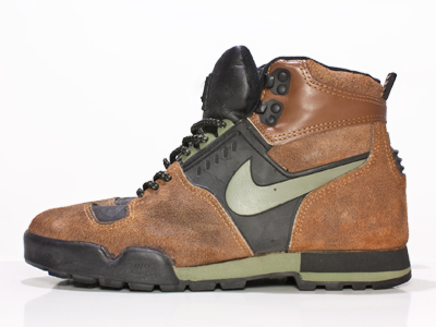 nike lahar escape